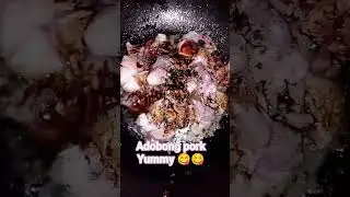 Simpleng pagluluto Ng adobong pork.