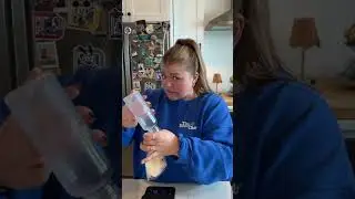 your favorite dairy cow is back to bag milk #breastfeeding #baggingbreastmilk #pumpandpour #postpar