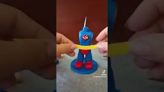 Making a Superman cake topper #caketopper #superman #supermancake