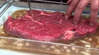 Steakhouse Choice Grilled Beer-Marinated Chuck Steak and Onions