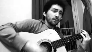 Nude - Radiohead (Acoustic cover during laundry)