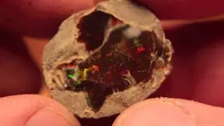 30ct Beautiful Shewa Ethiopia Opal Rough Specimen