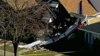Small Plane Crashes Into a Home at Night, Pilot Killed