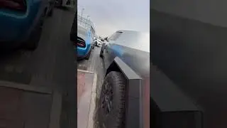 Tesla Cyber Track Лот номер📍: J22 