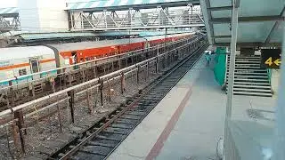 Kanyakumari Pune express entering Solapur railway station