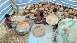 🏕Nomadic Life: Baking Local Bread🍞 in the Traditional Nomadic Way in the Mountains ⛰️