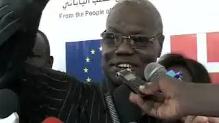 MaximsNewsNetwork: SOUTHERN SUDAN RECIEVES VEHICLES, AIRPLANE FOR REFERENDUM