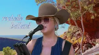 Rochelle Ballard busking on Peel Street in Tamworth 2025.