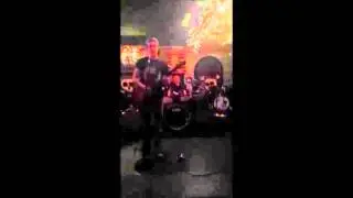 Hivehead Live Gasmask/Spider Bites At The Hideaway