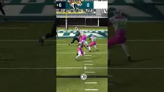 Russell Wilson has a MAGIC Rocket Wrist! Didn't even have a full throwing motion!