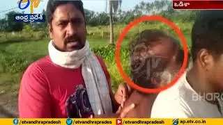 No Ambulance, Man Carried Dead Baby On Bike at Odisha