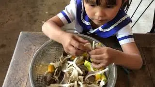 The life of househusband, cooking Khmer food at home for kids