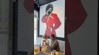 сохраняйте себе местечко🍷