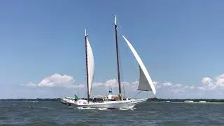 Skipjack sailing the Chesapeake Bay
