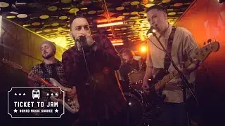Avana - Flyin' Over / From The Valley