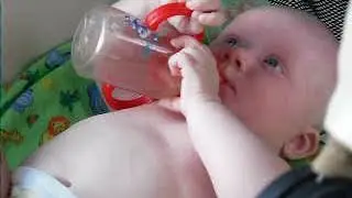 11 06 2010 сама пьет:) 3 мес. 19 дней:)