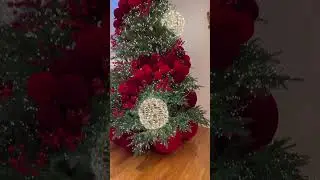 2025 Christmas Tree ~ Red and Green #christmas #christmastree #decoration #christmasdecoration