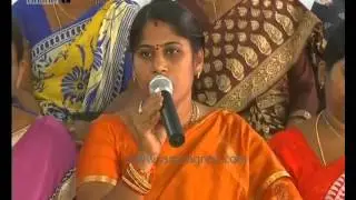 Visakhapatnam : YSRCP women leader Ushakiran byte on MLA Roja suspension - 17th Mar 2016