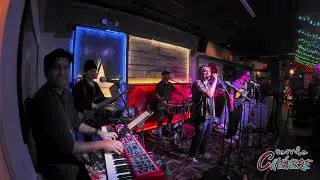 Combo Ch&eacute;vere - Perdiendo El Control (Live at Baker St. Pub ATX)