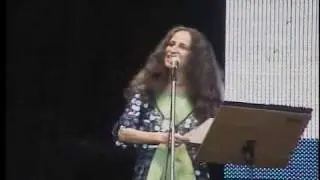 Maria Bethânia - Outros Barbáros SP 2002 - Parte 1 de 9 - Re(Verso)