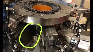 Maquina de medias revisión y cambio de las agujas