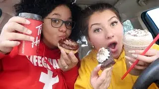Trying KIT KAT Tim Hortons Items!