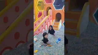 Main di Happy Games Roxy Jember #playground #happygames