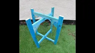 How to make a mortar board stand
