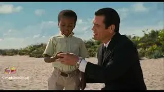 Men in Black 3; young Agent J comforts by Agent K