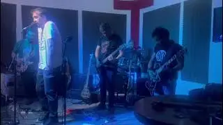 No one Knows QOSA cover by SHF