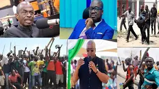 Mahama Step F0ot Here &See   Ho NDC Youths Sets F!re At  NDC office