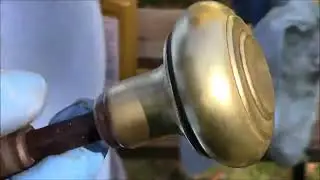 Brasso vs Heavy Tarnish (зеркальный блеск латунной дверной ручки)