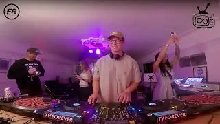 Minimal House Mix in a SF Loft | Airwick