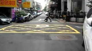 {魔術方塊單車}--Yikebike試乘