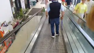 [200TH VIDEO]  KONE Travelators @ Lidl in Epsom