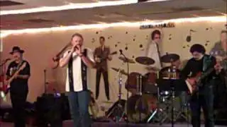 Mark Elliott and the Sundance Band sing 'Love Will Keep Us Alive ' by The Eagles
