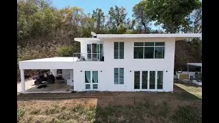 House with ocean views and plenty of land for sale - Bo. R&iacute;o Grande, Rinc&oacute;n PR