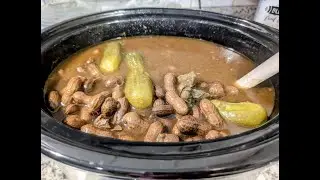 Cajun & Dill Pickle Boiled Peanuts!