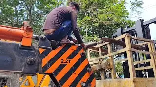 Crane me Bakit baitha raha hai 😍