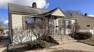 530 S Tanner Avenue, Kankakee, IL Presented by Dawn Olson.