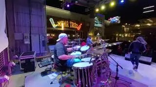 Mike Salter performing with JERICO covering Tyler by the Toadies