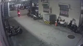 哈爾濱街側巷停車棚 20260102