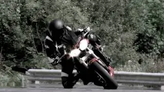 2011 Triumph Speed Triple 1050 and Street Triple