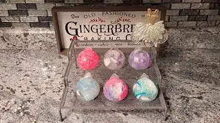 Christmas Snowflakes  #melt and pour soap #diysoap #diy #soapmaking