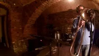 Carlo Grandi - Kooza Jongleur
