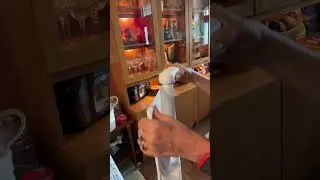 Einziehbare Babygitter, Haustiergitter mit Katzent&uuml;r, leicht, einfache Installation, Katzen&ouml;ffnungen