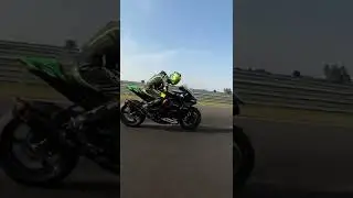 Kawasaki zx10r  #kawasaki #kawasakininja #motosport #moto #bike #track #rider