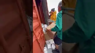 😱Why This Container Drop Down in Ocean ! #shorts