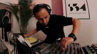 Frank Johnson 100% Vinyl DJ Set @Synths Sounds Space Quito - Ecuador