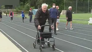 Man walks 100 laps before turning 100 for Sunshine Division